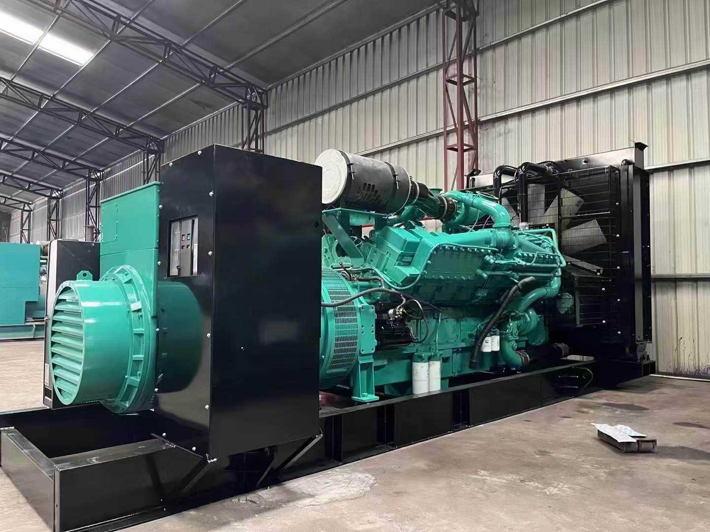 许昌如何降低 800kW 柴油发电机输出电流的波动？