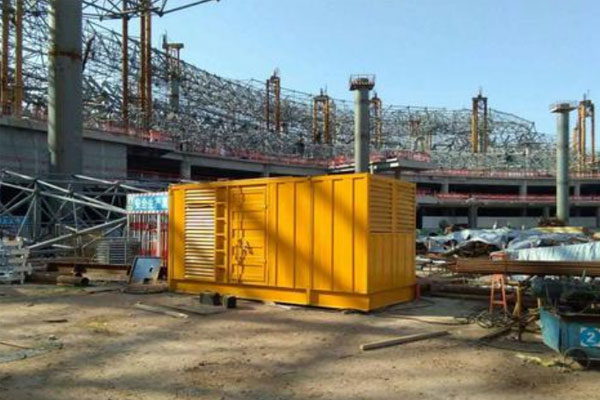 许昌发电机出租如何判断空气滤清器是否需要更换？