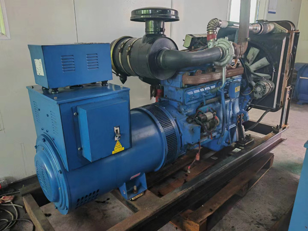 许昌100kW柴油发电机组使用多级机油有哪些优缺点？